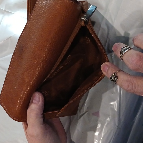 Wallet - Picture 6 of 9